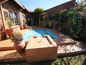 4 Bed House in Randpoort
