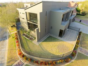 5 Bed House in Valleyview Estate