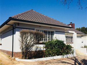 160 m² Commercial space in Greenside