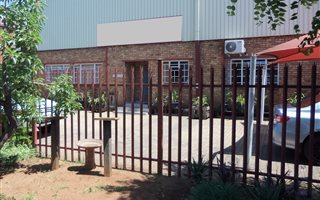 1500 m² Industrial space in Wadeville