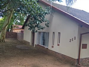 3 Bedroom House in Tileba