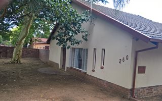 3 Bedroom House in Tileba