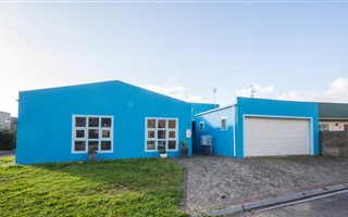 3 Bedroom House in Admirals Park