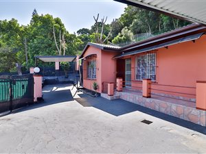 2 Bed House in Mosely Park