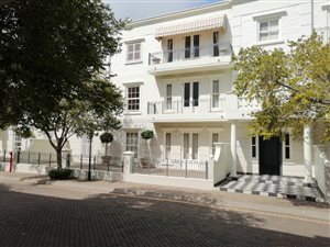 2 Bed Apartment in Illovo
