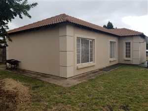 3 Bed House in Rosslyn