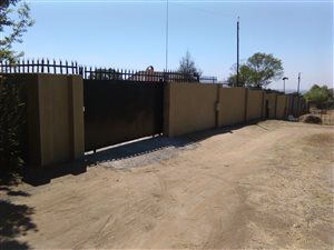 2 Bed House in President Park