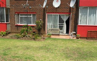 2 Bedroom Flat in Cason