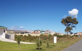 719 m² Land available in Franskraal