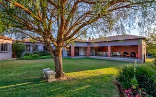 4 Bedroom House in Bredell AH