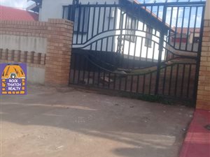3 Bed House in Dobsonville