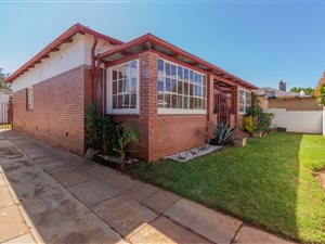 3 Bed House in Springs Central