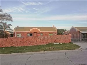 2 Bed House in Young Park