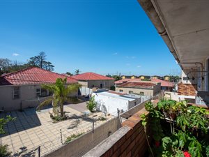 2 Bed Apartment in Parow Valley