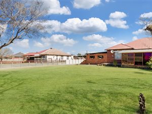 4 Bed House in Dunnottar