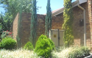 3 Bedroom Townhouse in Honeydew Manor