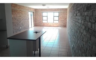 2 Bedroom House in Bredell AH