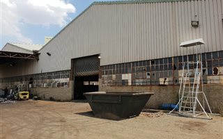 2900 m² Industrial space in Wadeville