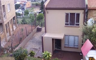 3 Bedroom Duplex in Lotus Park