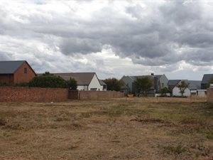 796 m² Land available in Southdowns Estate