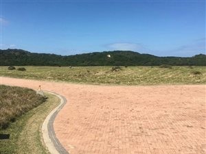 835 m² Land available in Kenton-on-Sea
