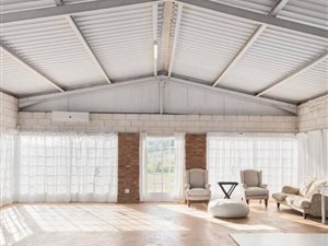 162 m² Commercial space in Hillcrest Central