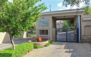 2 Bedroom Apartment in Paulshof