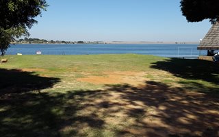 1 m² Commercial space in Kungwini Country Estate