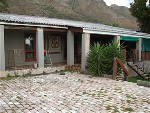 5 Bed House in Mountainside