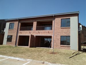 2 Bed Apartment in Wilgeheuwel