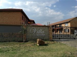 3 Bed Flat in Brackendowns