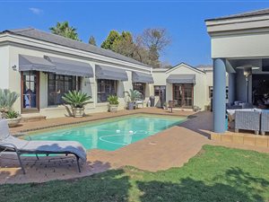4 Bedroom House in Dainfern Golf Estate