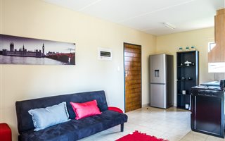 2 Bedroom Apartment in Alan Manor
