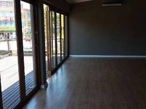 200 m² Office Space in Windermere