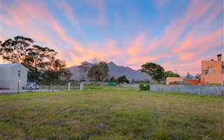 814 m² Land available in Dormehlsdrift