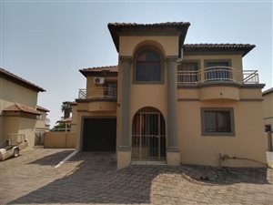 3 Bed Townhouse in Burgersfort