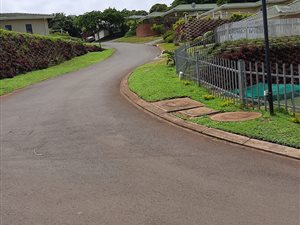 672 m² Land available in Illovo Beach