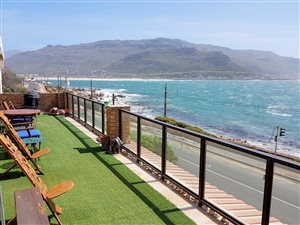 4 Bed House in Fish Hoek