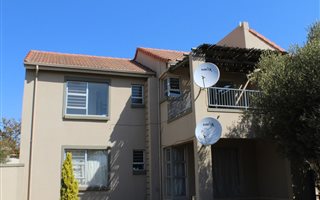 2 Bedroom Townhouse in Tijger Valley and surrounds