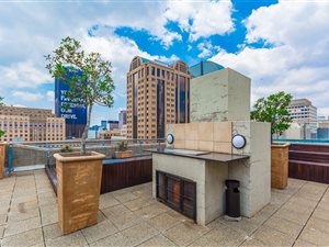 1 Bed Apartment in Ferreirasdorp