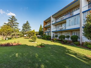 2 Bed Apartment in Florida Park