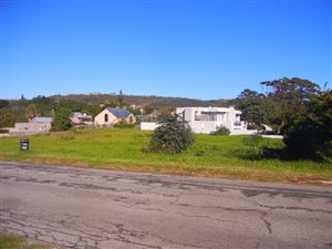 736 m² Land available in Seaside Longships