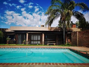 8565 m² Farm in Upington