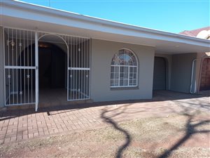 3 Bed House in Newlands