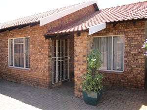 3 Bed House in Middelburg South