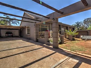 4 Bed House in Birchleigh