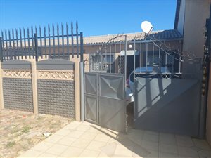 3 Bed House in Eldorado Park