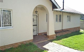 4 Bedroom House in Orchards
