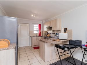 2 Bed Apartment in Nuutgevonden