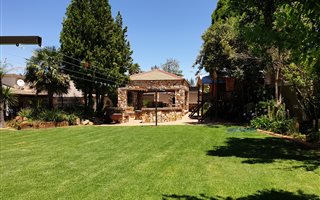 4 Bedroom House in Vanderbijlpark SW5